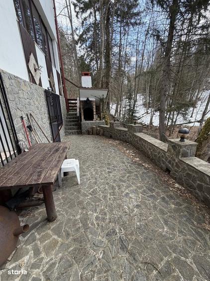 Casă cu 4 camere în Predeal