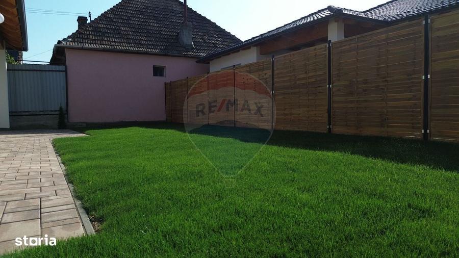 Casă cu 3 camere cu Teren 300 Mp în Central