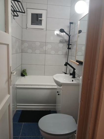 Apartament cu 2 camere semidecomandat, mobilat în Floreasca