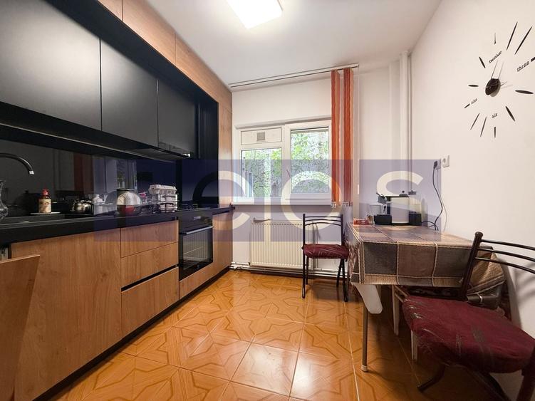Apartament cu 3 camere decomandat, mobilat în Ozana