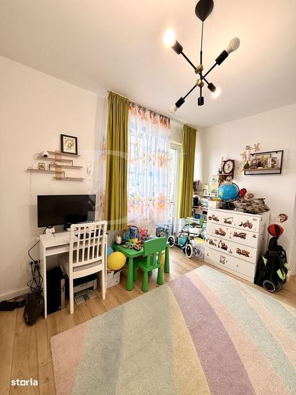 Apartament cu 3 camere în Florești