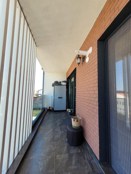 Apartament cu 2 camere decomandat, mobilat în Kamsas