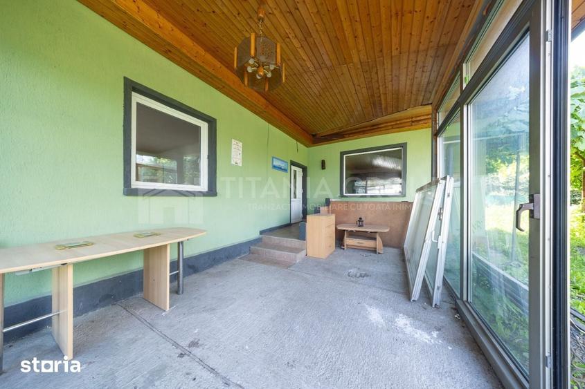 Casă cu 3 camere cu Teren 2200 Mp în Centură
