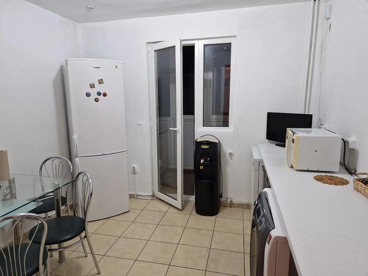 Apartament cu 2 camere decomandat, mobilat în Moșilor