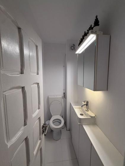 Apartament cu 3 camere semidecomandat în Malu Roșu