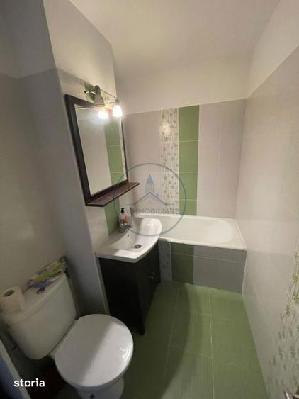 Apartament cu 3 camere, mobilat în Sud