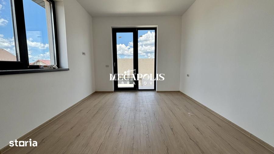 Casă cu 4 camere cu Teren 220 Mp în Tărlungeni