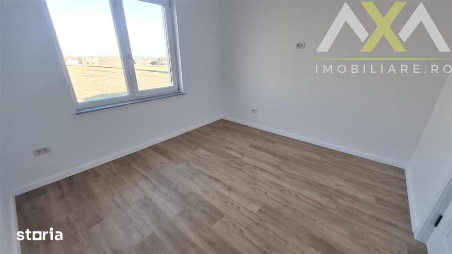 Casă cu 4 camere cu Teren 400 Mp în Rediu