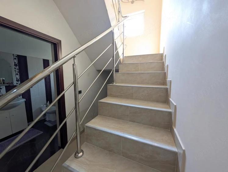 Casă cu Teren 500 Mp în Lilieci