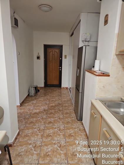 Apartament cu 2 camere semidecomandat în Ferentari