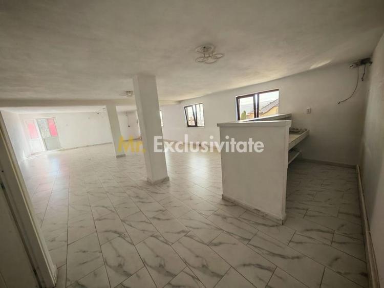Spațiu comercial, de 140 mp, în Dârmănești