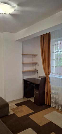 Apartament cu 2 camere decomandat în Berceni