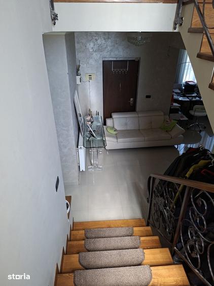Casă cu 4 camere cu Teren 571 Mp în Popoveni