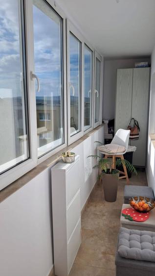 Apartament cu 3 camere semidecomandat, mobilat în Zorilor