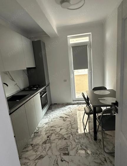 Apartament cu 2 camere decomandat în Sud