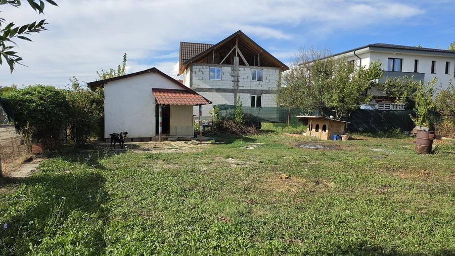 Teren de 500 mp, în Ștefănești