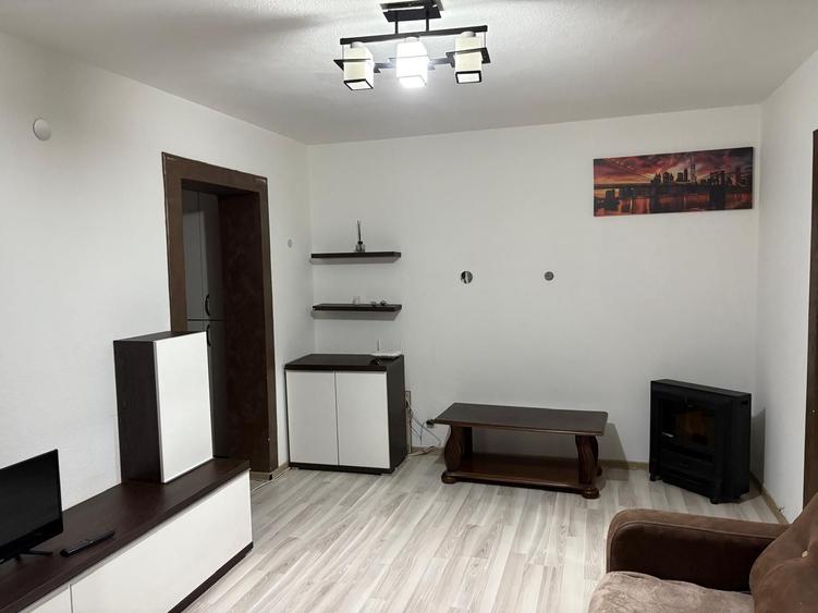 Inchiriez apartament pe termen lung !!! Loc de parcare inclus - 1
