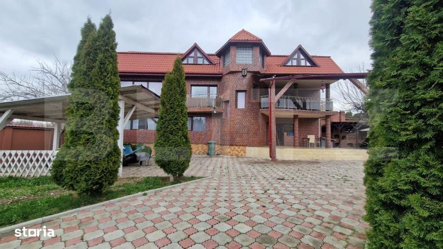 Casă cu 4 camere cu Piscina în Baciu