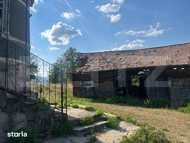 Casă cu 2 camere cu Teren 11000 Mp în Vințu de Jos