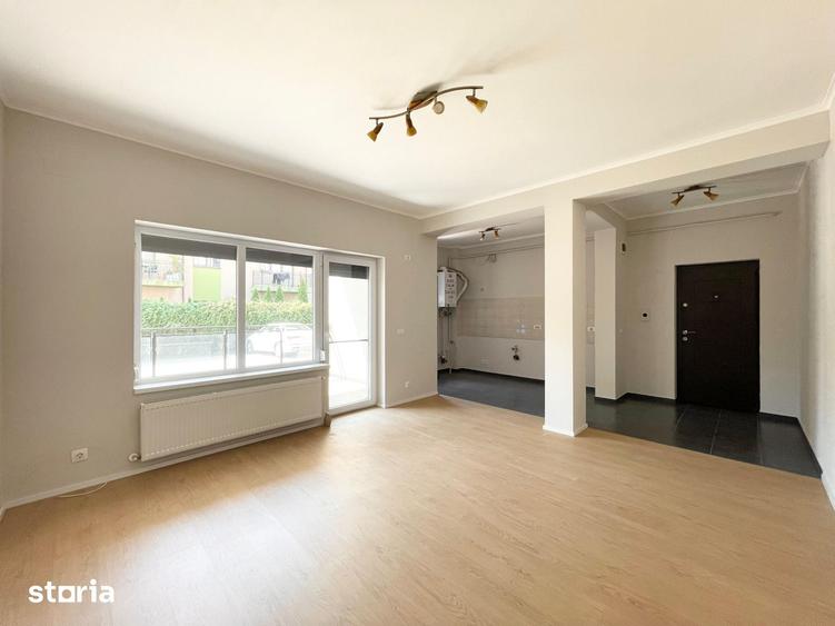 Apartament cu 3 camere decomandat în Giroc