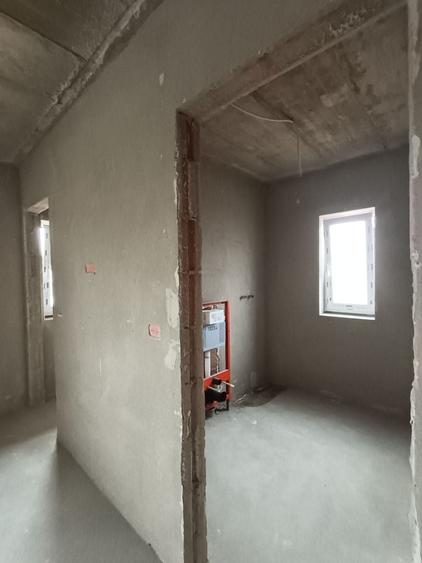 Duplex cu 8 camere cu Canalizare în Giarmata-Vii