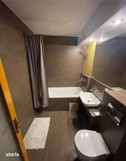 Apartament cu 3 camere decomandat în Andrei Mureșanu