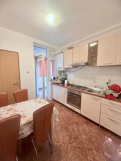 Apartament 3 camere de închiriat, etaj 1, mobilat și utilat complet - 2
