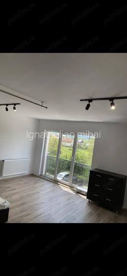 Vand apartament superb