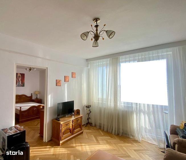 Apartament cu 2 camere decomandat în Central