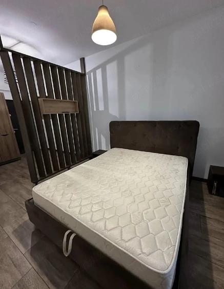 Garsonieră decomandată în Baza 3