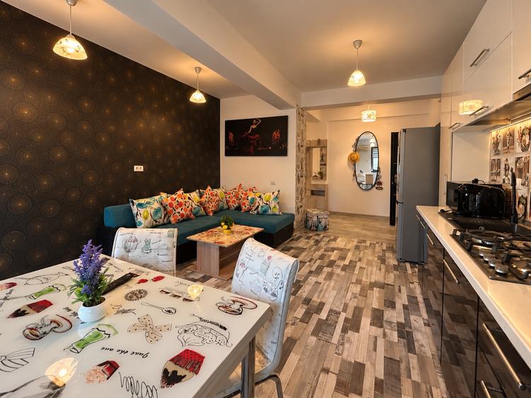 Apartament cu 2 camere decomandat, mobilat în Mamaia-Sat
