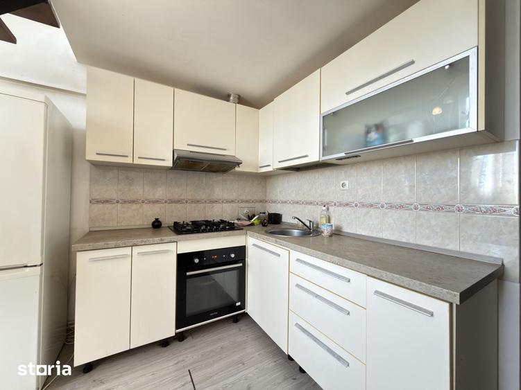 Apartament cu 2 camere semidecomandat în Blașcovici