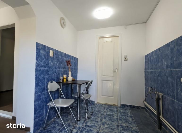 Casă cu 3 camere decomandat cu Teren 2000 Mp în Fărcașele