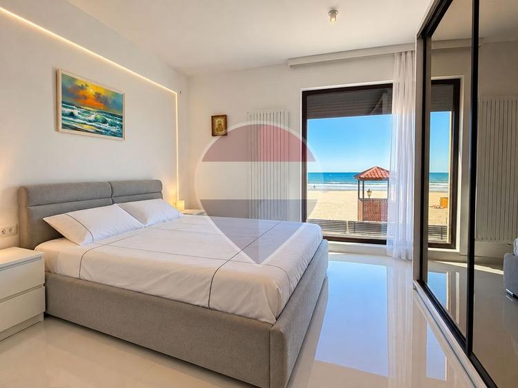 Apartament cu 2 camere semidecomandat, mobilat în Central