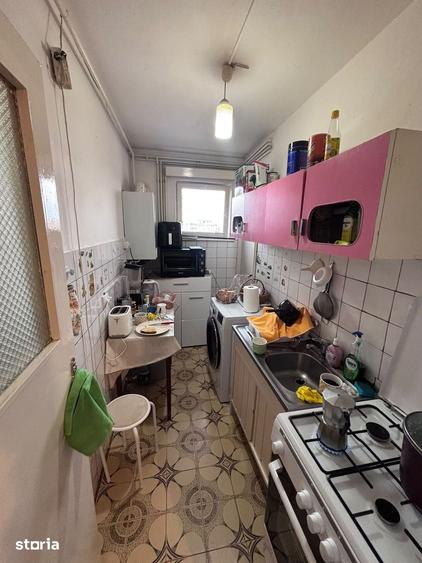 Apartament cu 3 camere în Dâmbu Pietros