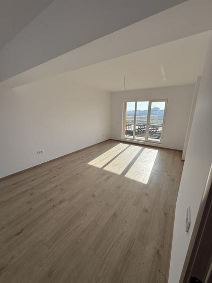 Garsonieră decomandată în Cățelu