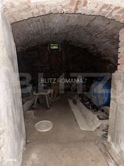 Casa de vanzare, 160 mp, teren 250 mp, zona Santuhalm