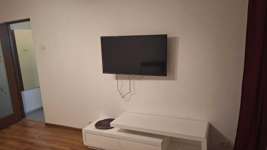 Garsonieră decomandată în Drumul Taberei