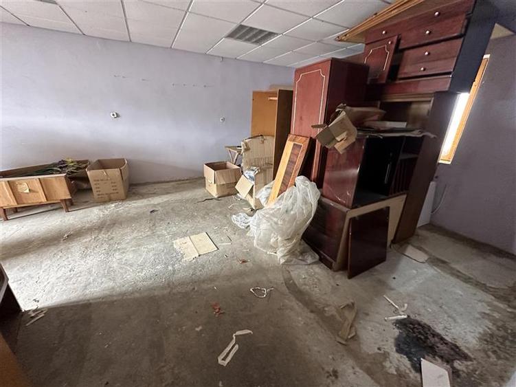 Spațiu comercial, de 350 mp, în Exterior Nord