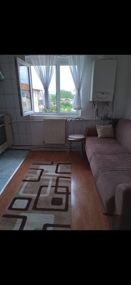 Apartament cu 2 camere decomandat în Boldești