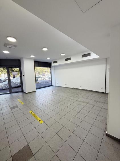 Spațiu comercial, de 240 mp, în 1 Mai