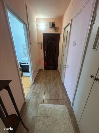 Apartament cu 3 camere decomandat în Alexandru cel Bun