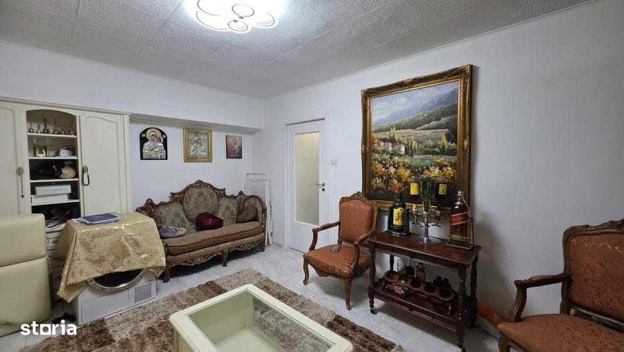 Apartament cu 3 camere în Pantelimon