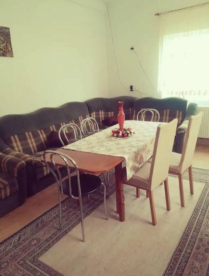 Casă cu 3 camere în Rucăr