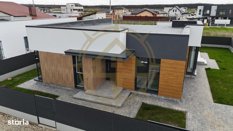 Casă cu 4 camere în Dumbrăveni