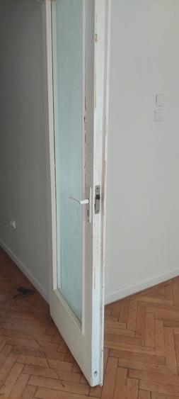 Apartament cu 3 camere semidecomandat în Centrul Istoric