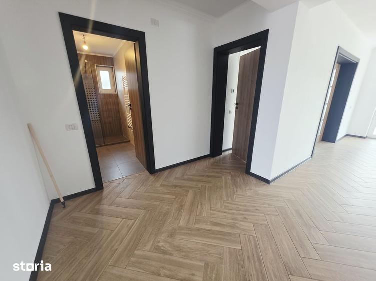 Casă cu 4 camere cu Teren 500 Mp în Tărlungeni