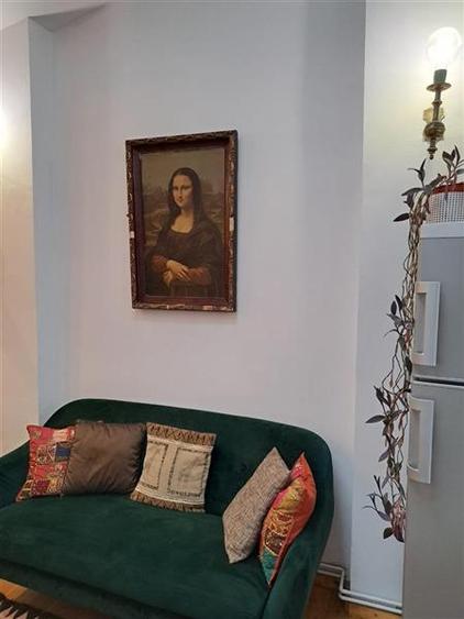 Apartament cu 3 camere semidecomandat în Cotroceni