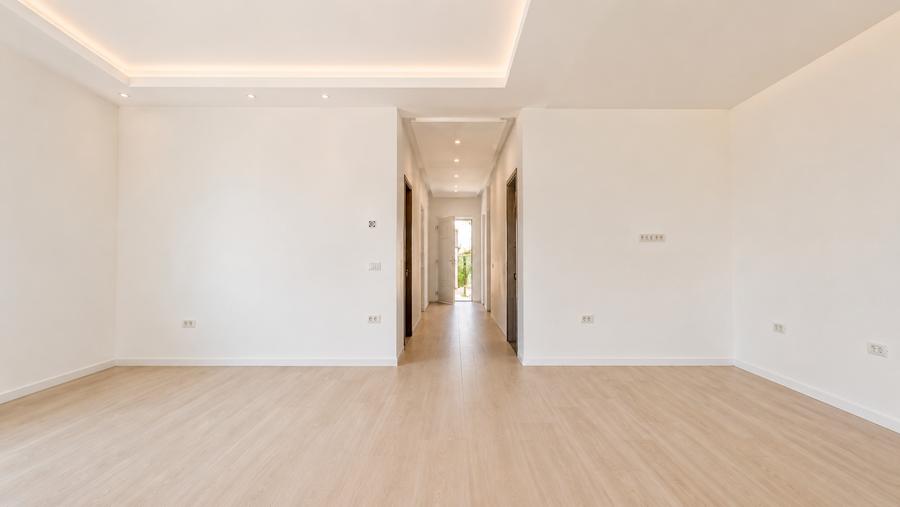 Duplex cu 5 camere cu Canalizare în Moșnița Nouă