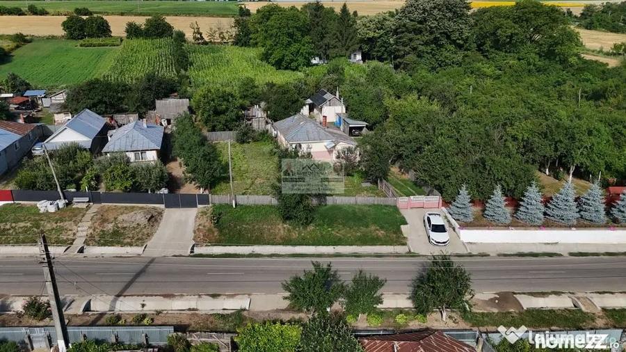 Casă cu 2 camere cu Teren 3811 Mp în Buciumeni